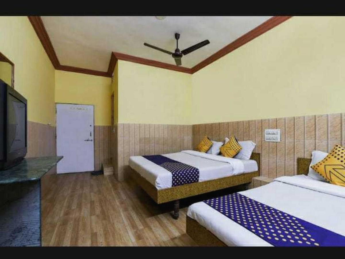 Oyo Hotel Apsara Guest House Ахмедабад Экстерьер фото